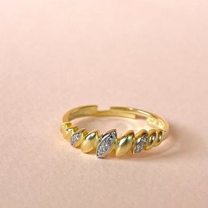 Liliana ring