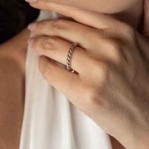Twisted Ring
